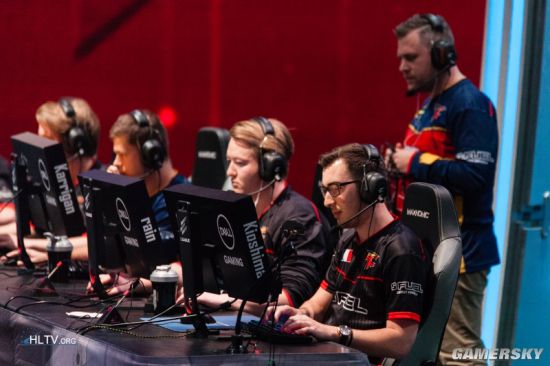 电竞比分s1mple：再给我一个月，情况会截然不同